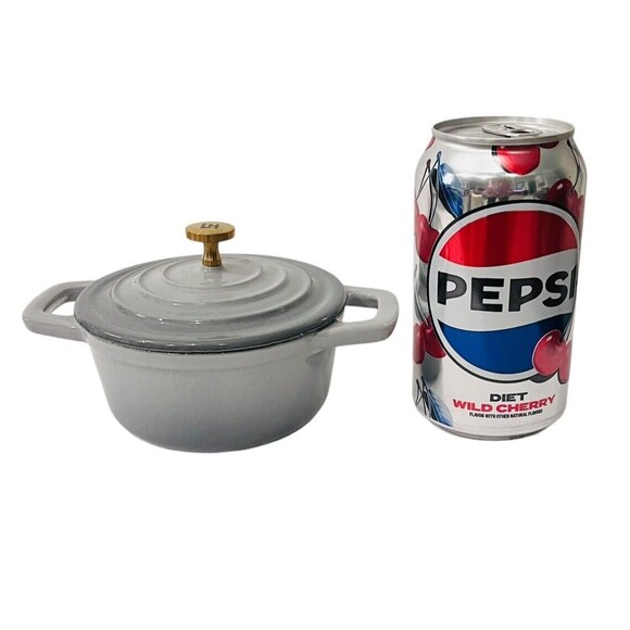 Lexi Home Mini Cast Iron Gray Enameled Cocette with Lid & Handles 8 Oz - Picture 7 of 9